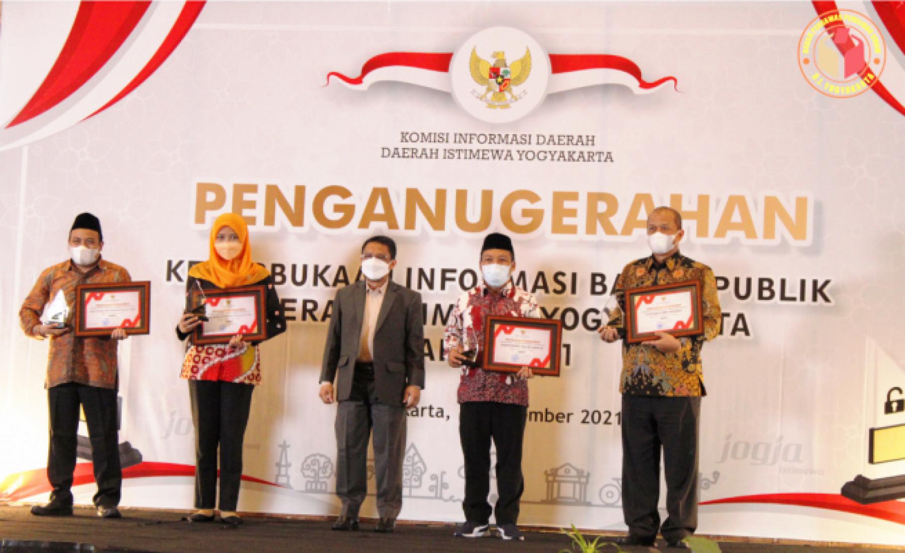 Dua Tahun Berturut-Turut, Bawaslu DIY Raih Penghargaan Lembaga Publik Paling Informatif 