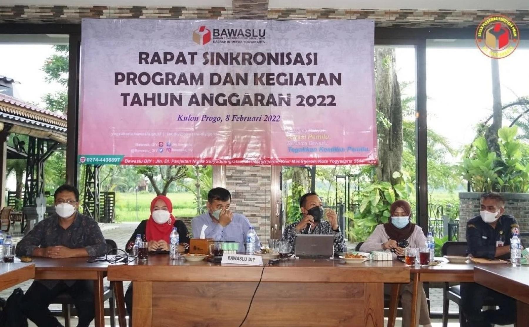 Tingkatkan Kualitas Pelaksanaan Anggaran Tahun 2022, Bawaslu DIY Bersama Bawaslu Kabupaten/Kota Lakukan Sinkronisasi Program dan Kegiatan