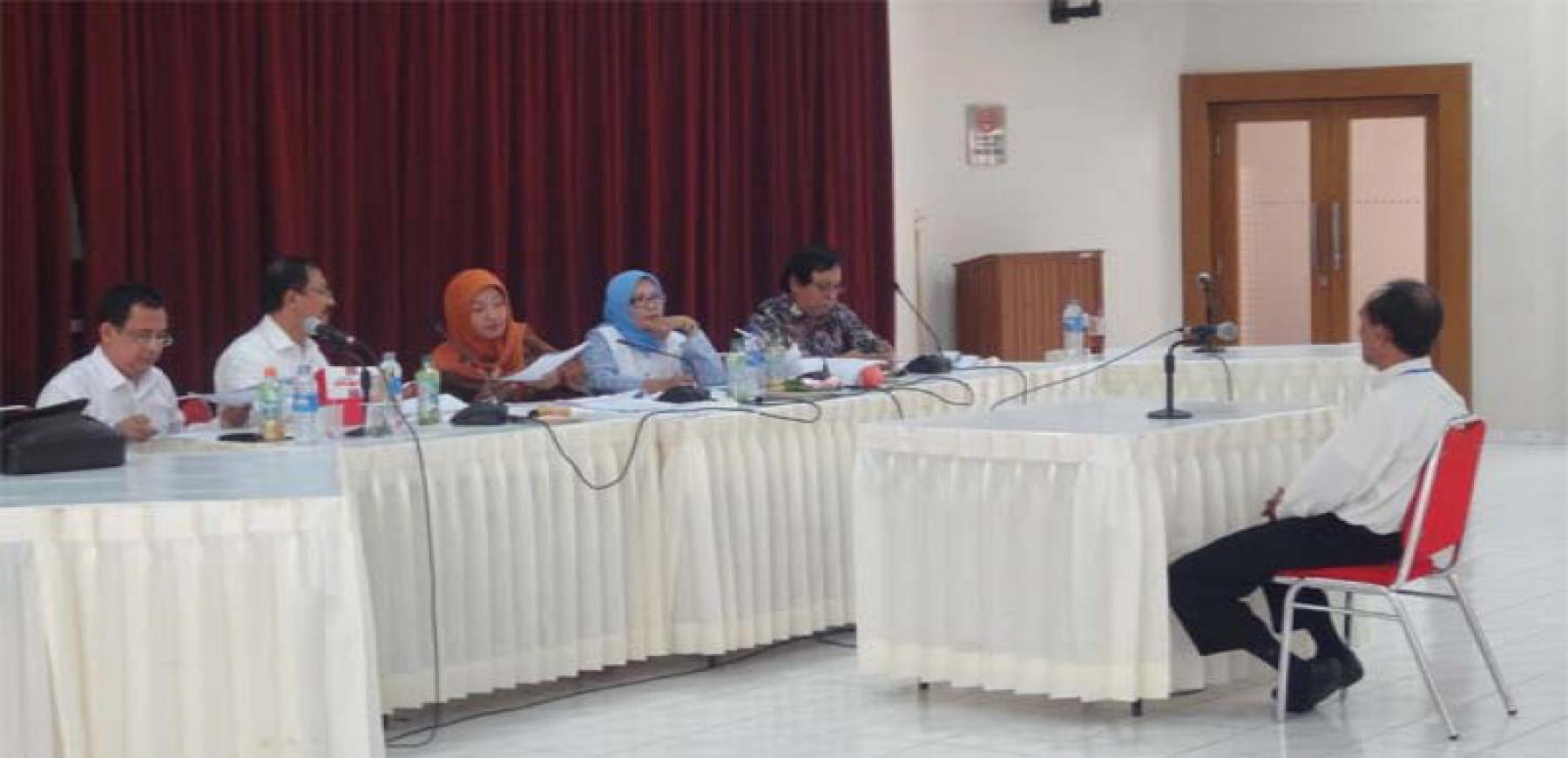 Tes wawancara calon anggota Panwaslu Kab/Kota se DIY oleh Timsel