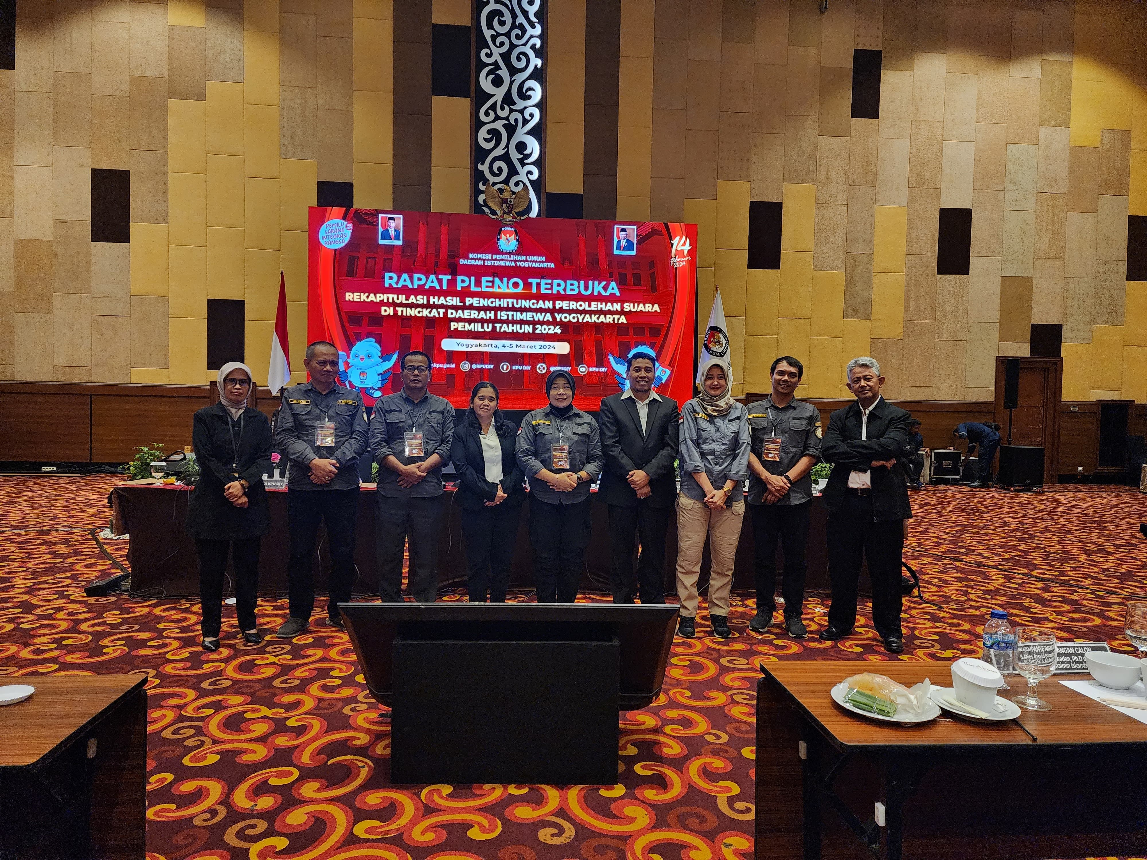 Pleno Rekapitulasi Hasil Pemilu Tingkat Provinsi, Bawaslu Daerah Istimewa Yogyakarta Soroti Soal Perbedaan Surat Suara