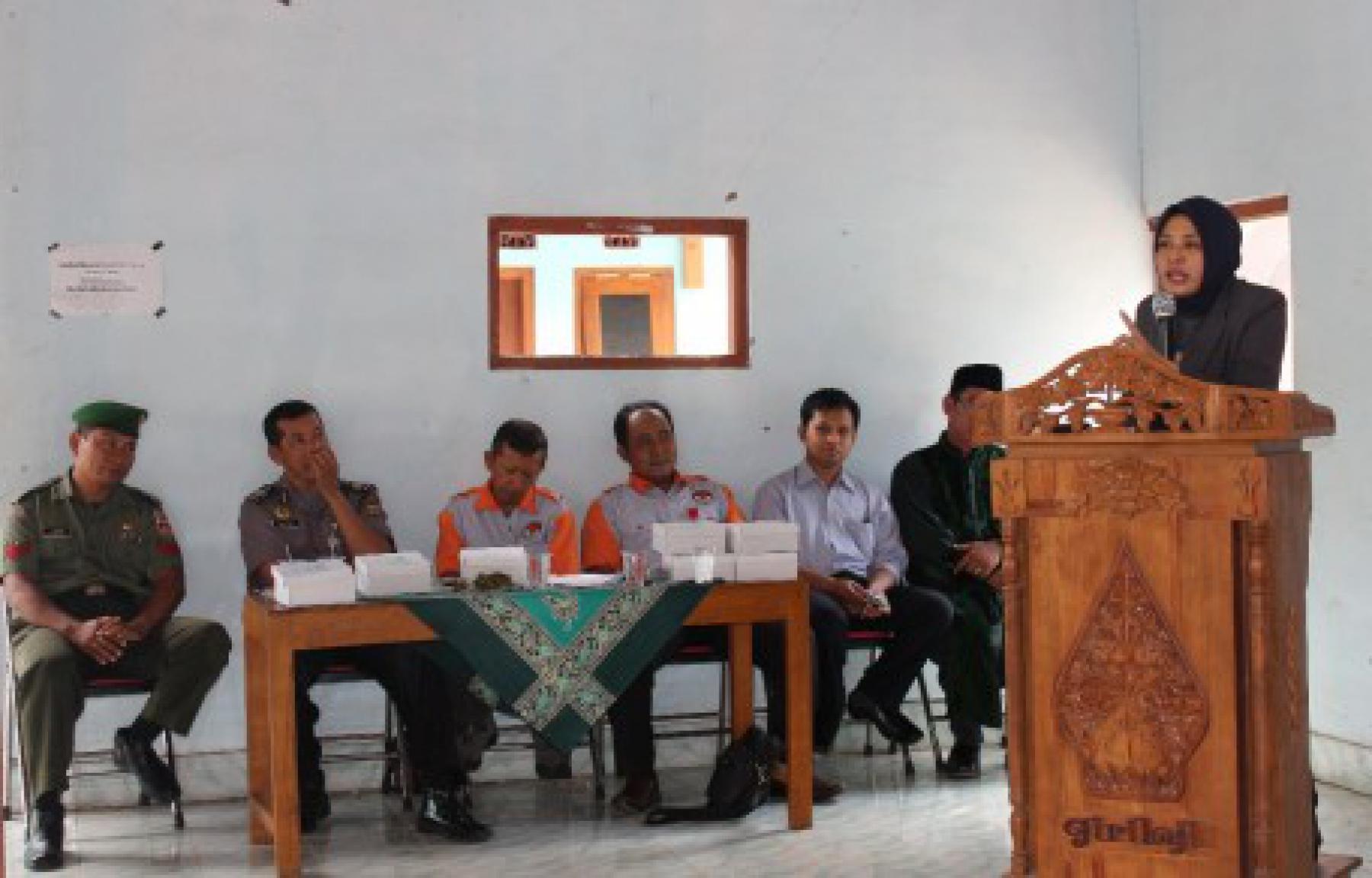 Panwascam Dlingo Lantik 84 Anggota PPL 