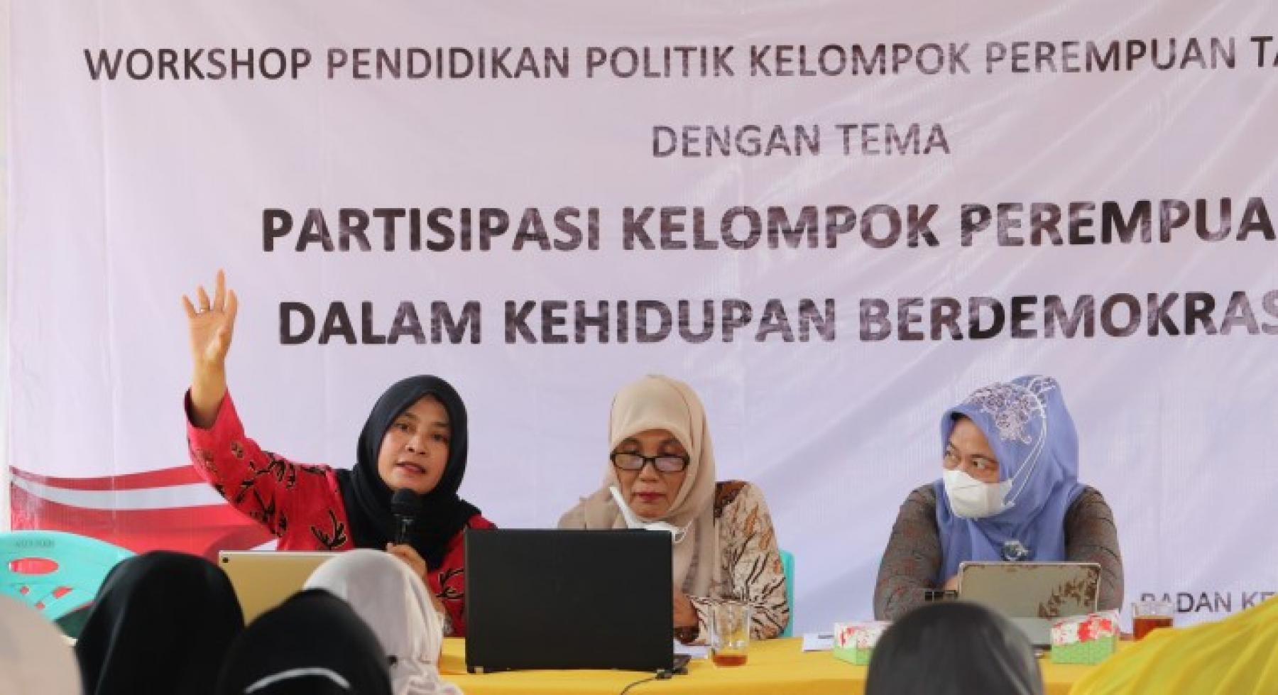 Perempuan Dalam Kehidupan Berpolitik
