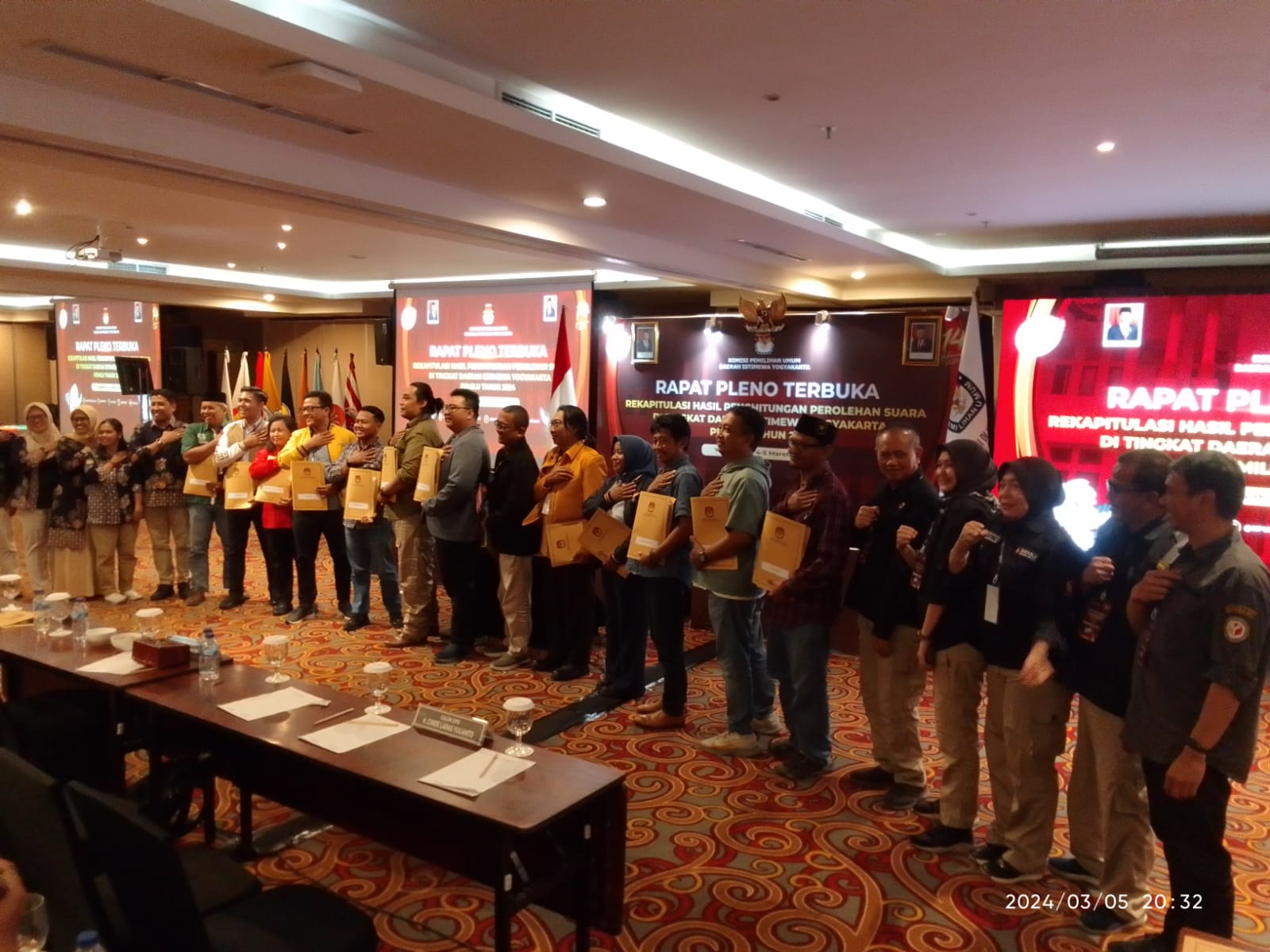 Lakukan Pengawasan Melekat, Bawaslu Daerah Istimewa Yogyakarta Kawal Rekapitulasi Hasil Penghitungan Suara di Tingkat Provinsi