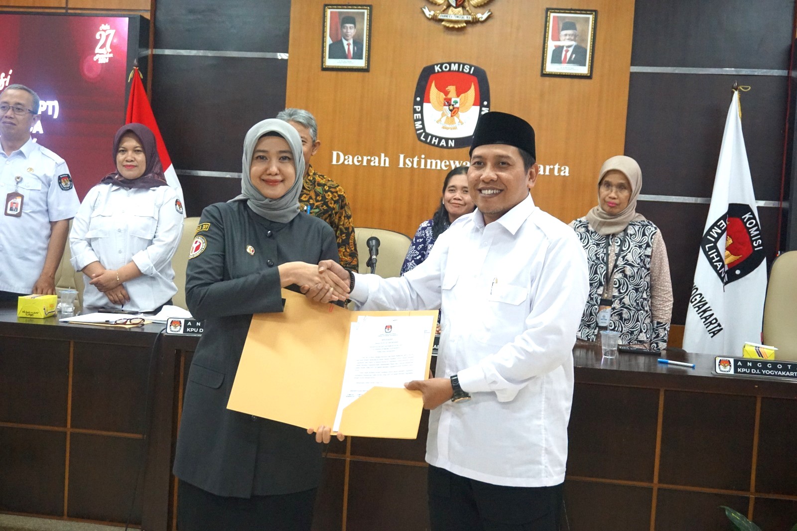 Kawal Hak Pilih Masyarakat, Bawaslu DIY Awasi Rekapitulasi DPT Tingkat Provinsi Pada Pilkada Serentak Tahun 2024