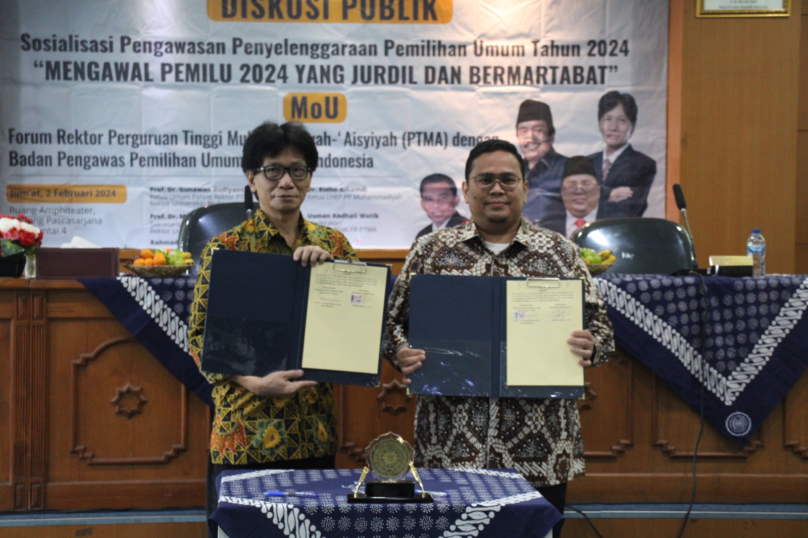 Tekankan Pentingnya Pengawasan Partisipatif, Bawaslu RI dan UMY Tanda Tangani MoU