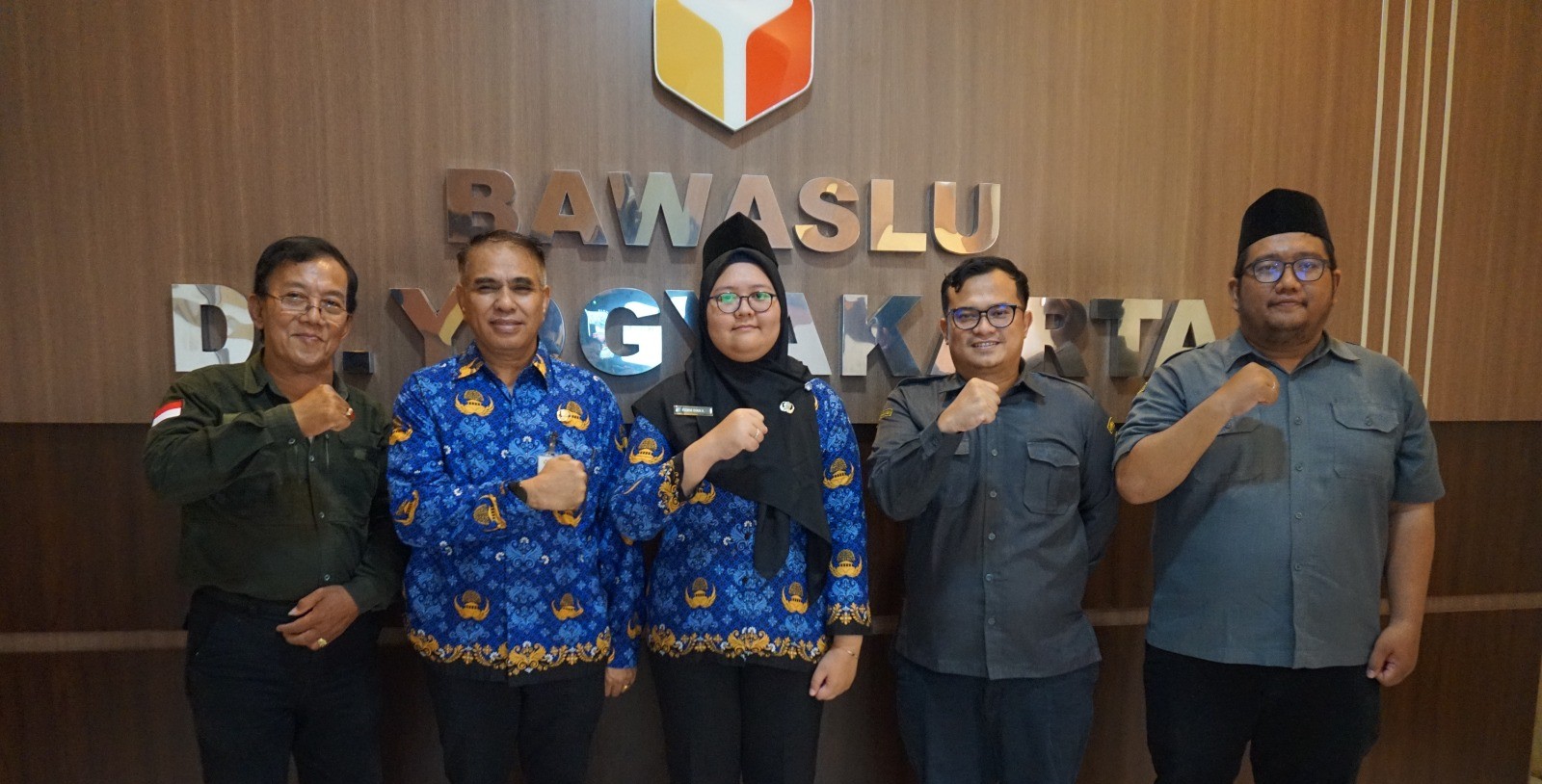 Pelantikan Staf Fungsional Bawaslu DIY Oleh Sekretaris Jenderal Bawaslu Republik Indonesia