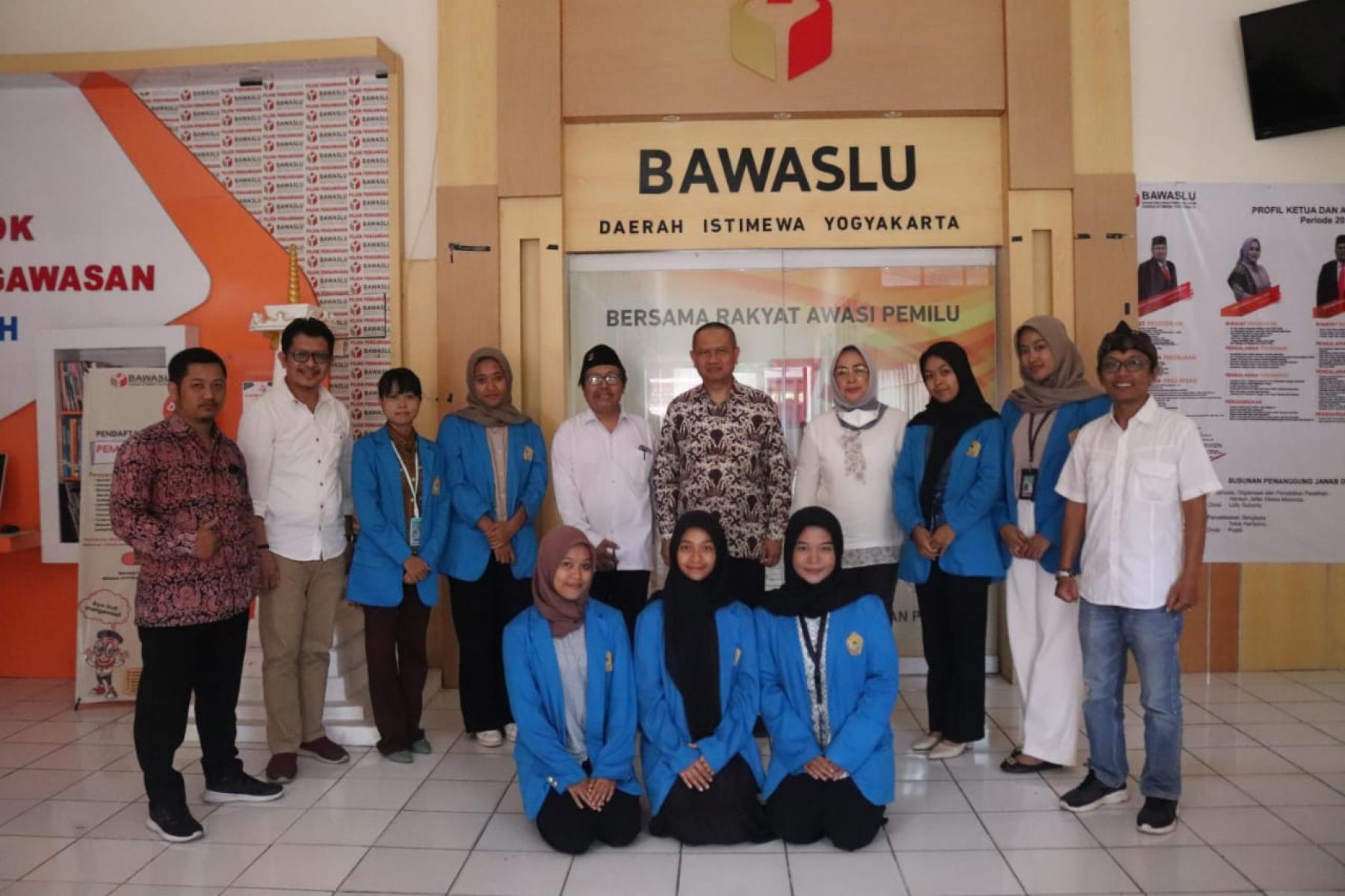 Penarikan Mahasiswa Magang Sekolah Tinggi Pembangunan Masyarakat Desa “APMD”