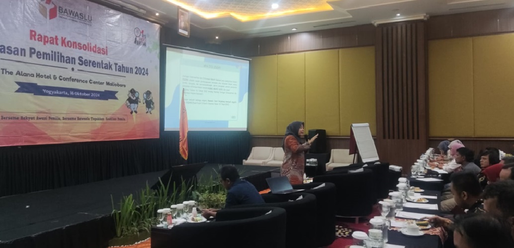 Kenalkan JDIH Bawaslu DIY Dalam Rapat Konsolidasi Pengawasan