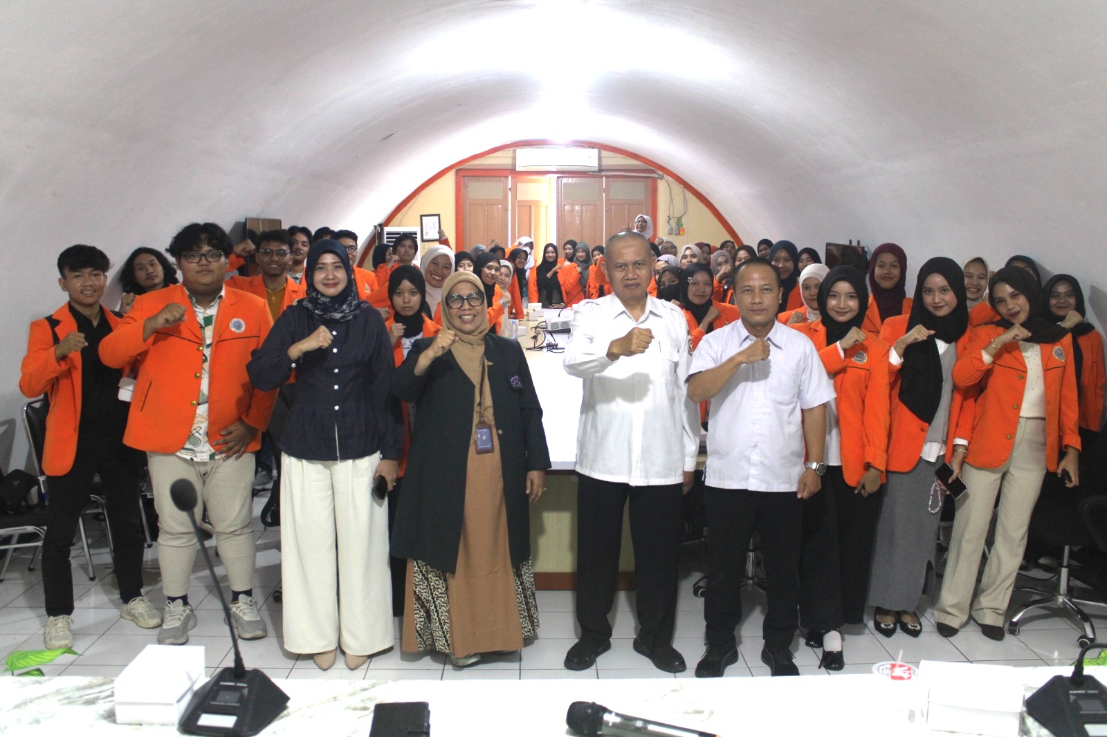 Kuliah Lapangan Mahasiswa UAD ke Bawaslu DIY