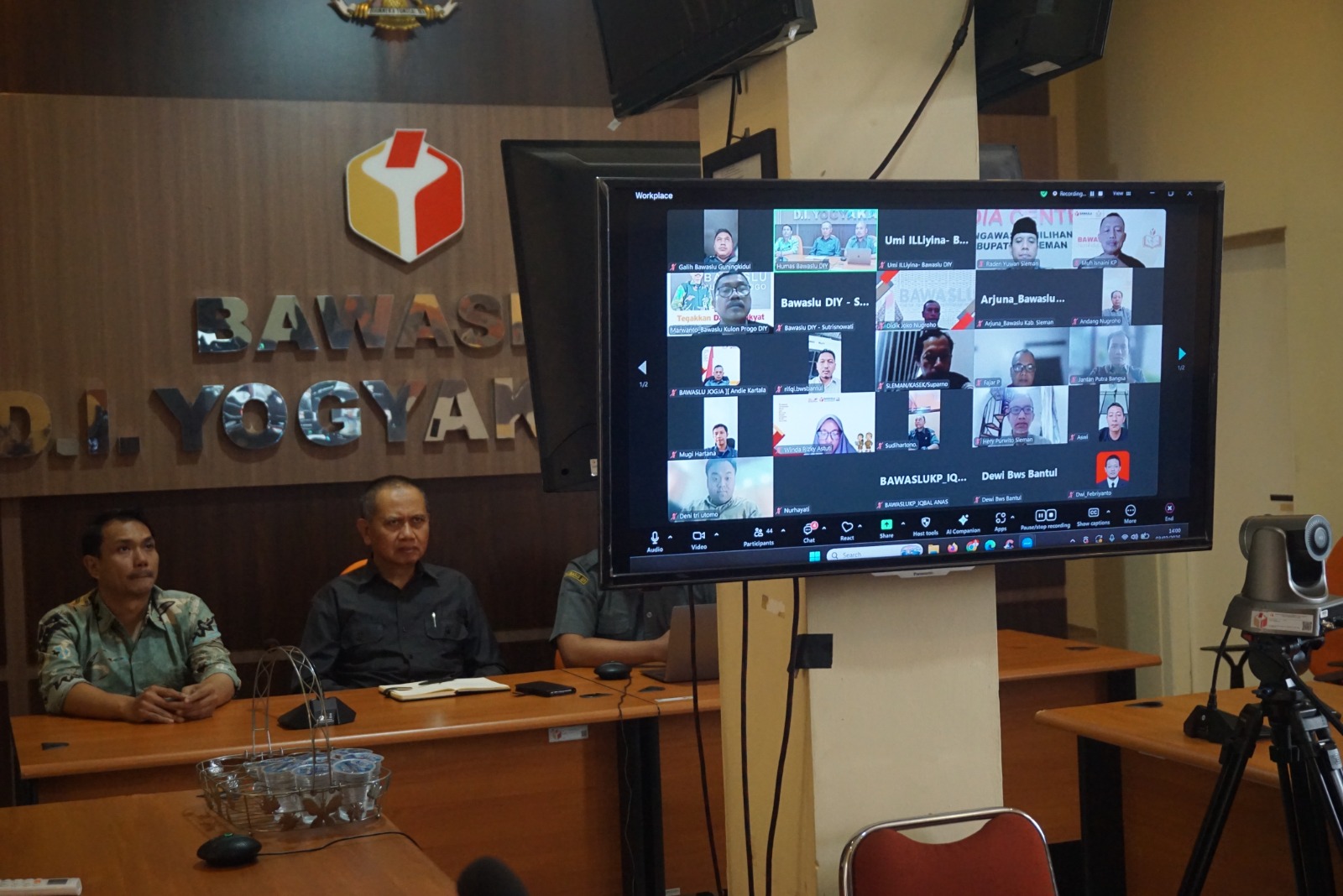 Pelaksanaan Rapat Lembaga Konsolidasi Demokrasi Bawaslu DIY dan Bawaslu Kabupaten/Kota se-DIY