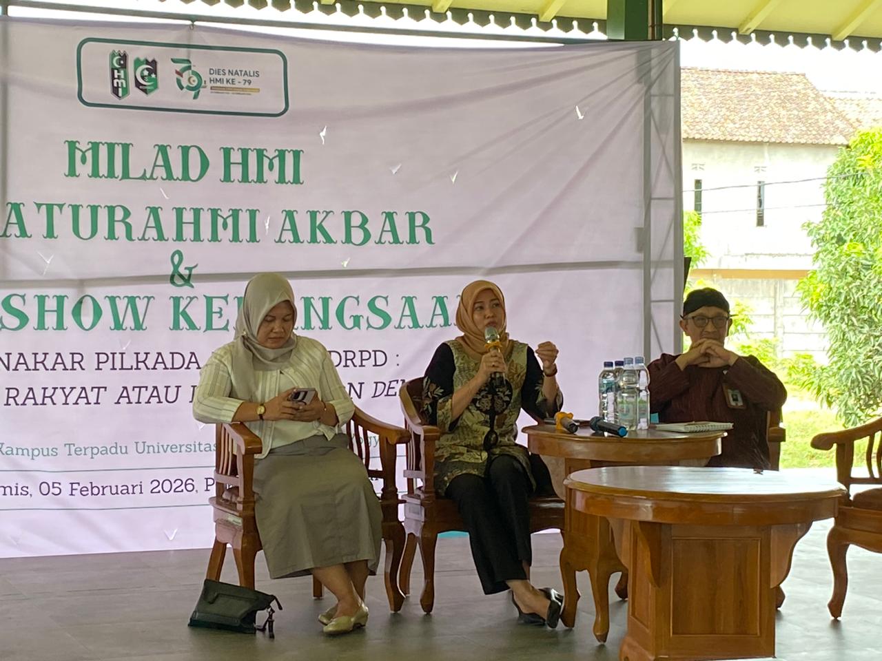 Koordinator Divisi Pencegahan Partisipasi Masyarakat dan Humas Bawaslu DIY menjadi narasumber dalam Milad HMI ke-79