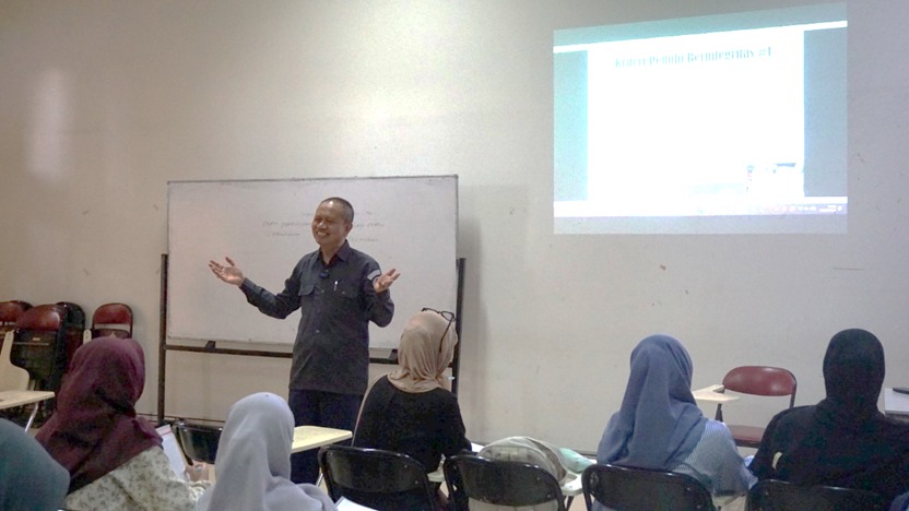 Ketua Bawaslu DIY ajak Mahasiswa UIN Sunan Kalijaga Bangun Kesadaran Demokrasi