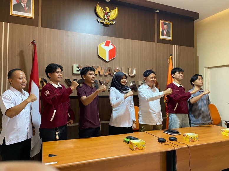 Bawaslu DIY dan Youth Political Leadership Academy (YPLA) bersinergi untuk jajaki pendidikan politik di kalangan pemuda di wilayah DIY
