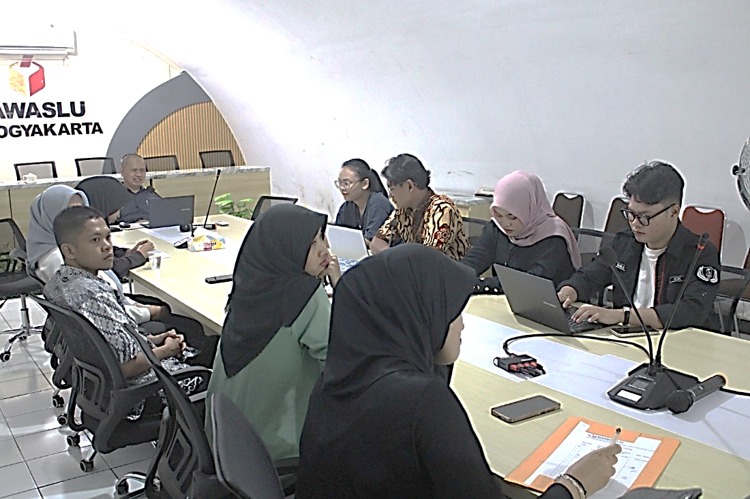 Ketua Bawaslu DIY Ajak Mahasiswa Aktif dalam Pengawasan Partisipatif Untuk Wujudkan Pemilu yang Berintegritas