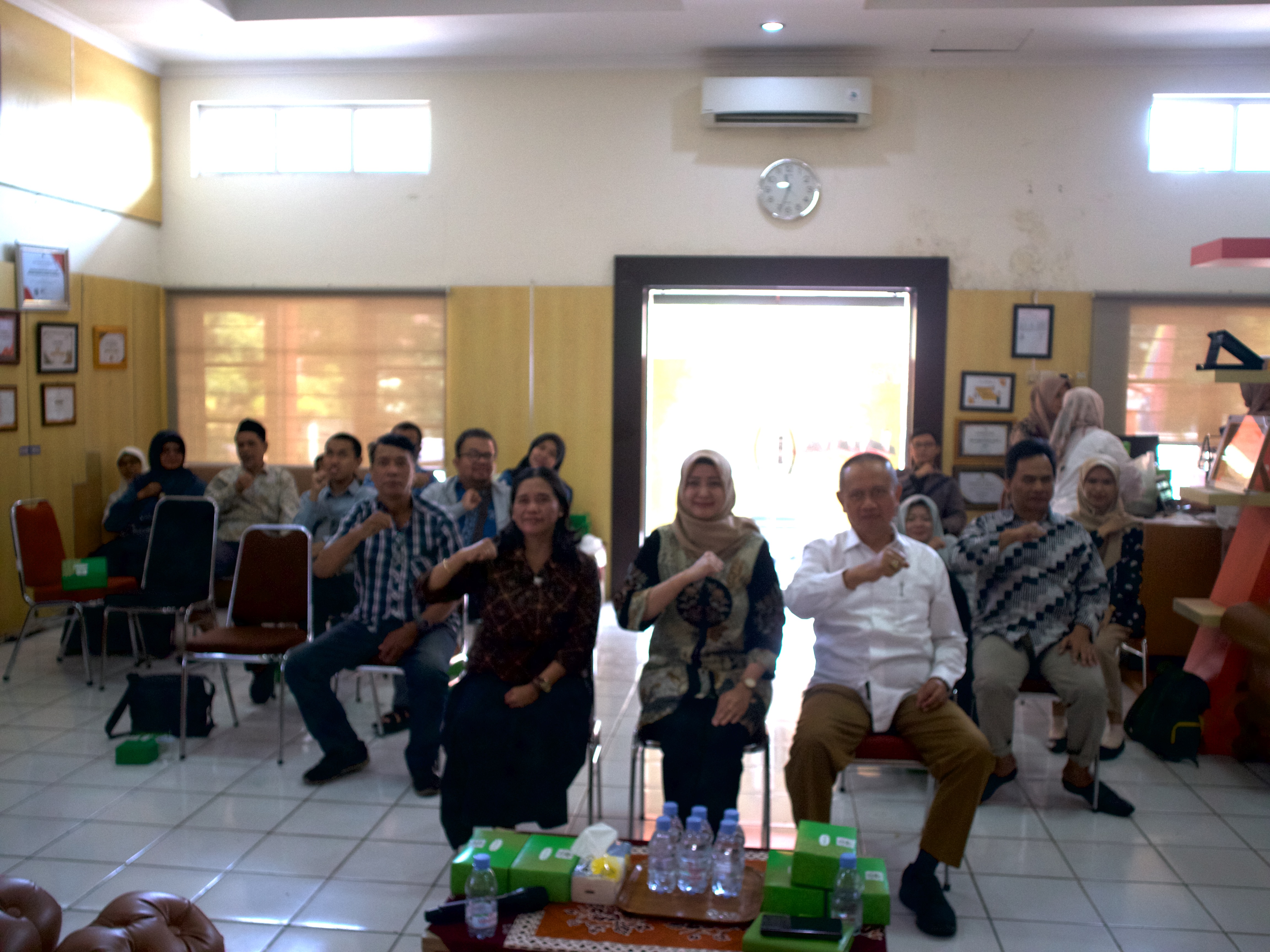 Bawaslu DIY dan KPU DIY beserta perwakilan disabilitas se-DIY berkomitmen untuk menciptakan pemilu yang inklusif di wilayah DIY