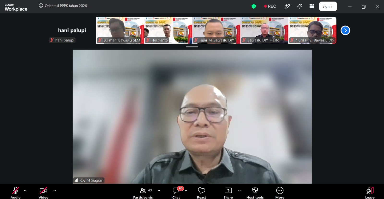 Kepala Pusdiklat Bawaslu RI memberikan arahan pada Orientasi PPPK di lingkungan Bawaslu DIY untuk menjadi ASN yang BerAKHLAK dan memiliki integritas yang tinggi