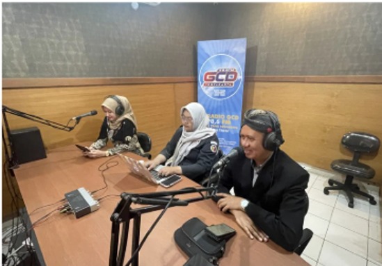 Bawaslu DIY menjangkau masyarakat DIY dalam menggiatkan pengawasan partisipatif melalui radio GCD FM
