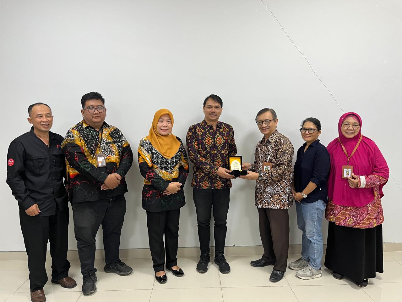 Bawaslu DIY lakukan audiensi sekaligus konsolidasi demokrasi ke Universitas Widya Mataram untuk mengajak mahasiswa berkontribusi dalam permasalahan pemilu melalui Kompetisi Debat Hukum Pemilu VI