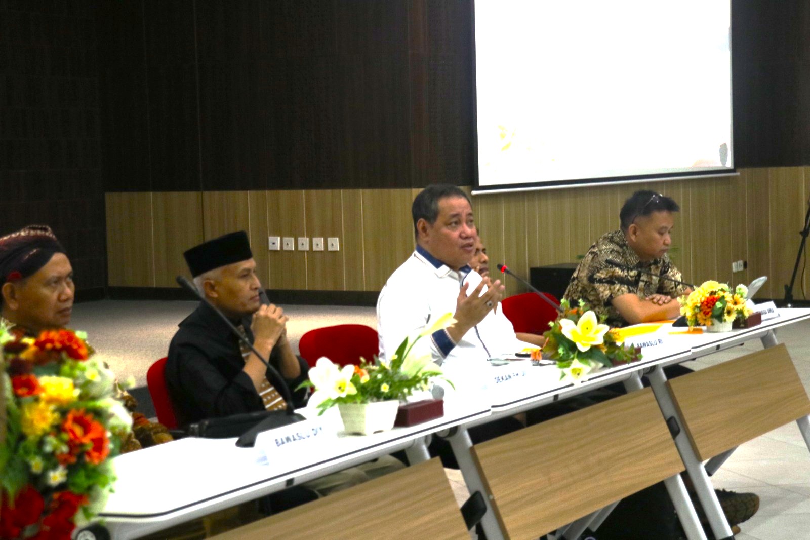 Bawaslu RI melakukan diskusi mengenai netralitas ASN dan aspek hukumnya menjelang Pemilu 2029