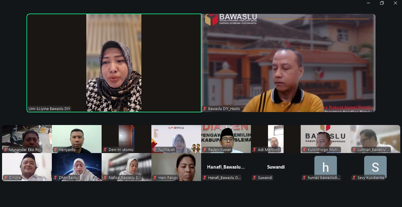 Koordinator Divisi Pencegahan, Partisipasi Masyarakat dan Humas Bawaslu DIY melakukan evaluasi kepada Divisi P2H dan HP2H Kabupaten/Kota se-DIY