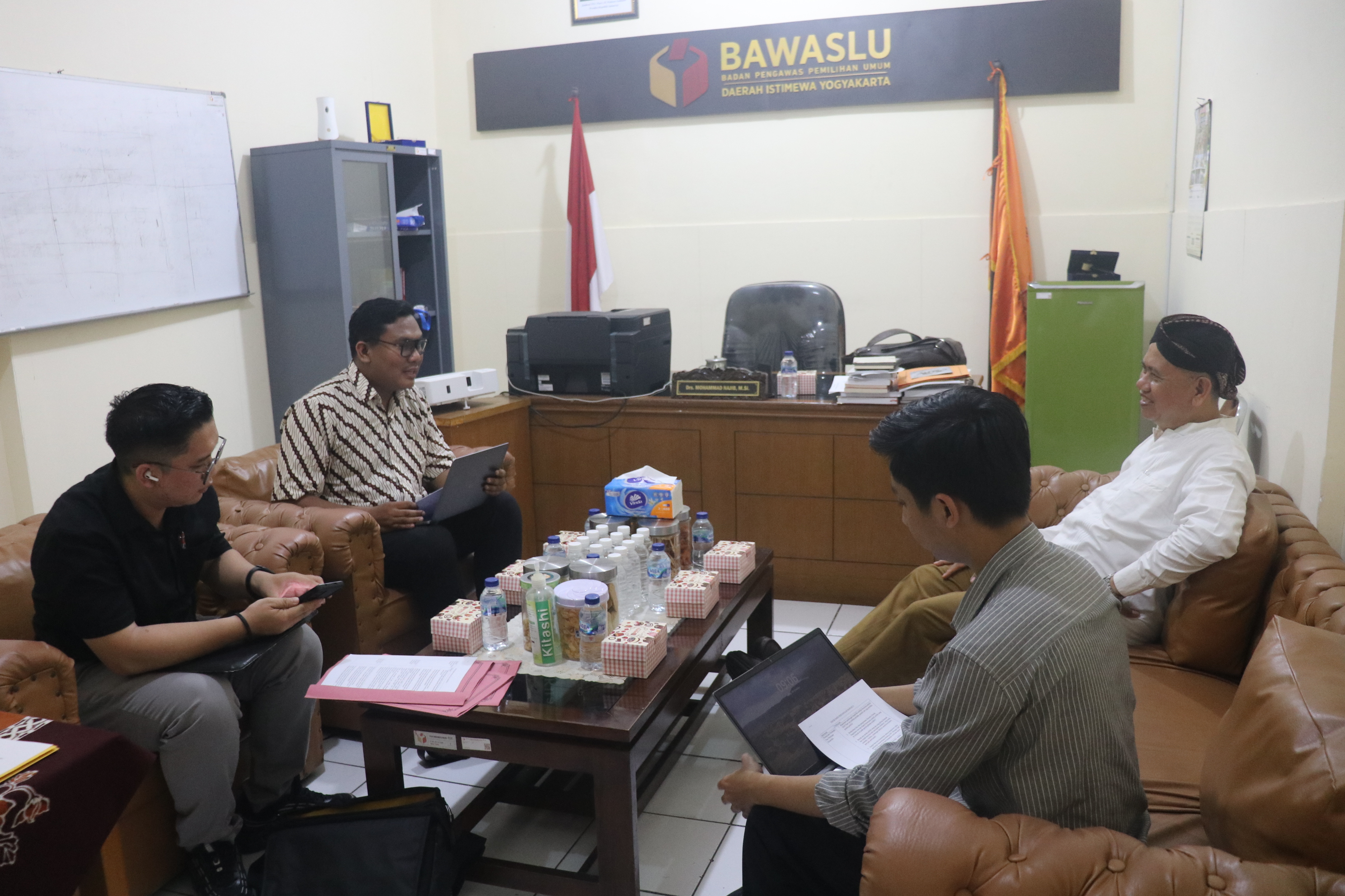 Bawaslu DIY dan KISP membedah budaya politik uang dari perspektif psikologi dan budaya.