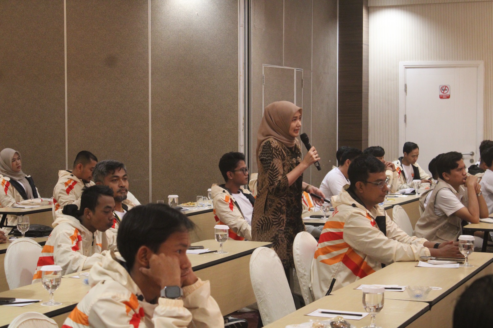 Koordinator Divisi Pencegahan, Partisipasi Masyarakat dan Humas Bawaslu DIY,Umi Illiyina mendorong generasi muda untuk pahami pemilu dan menjadi pengawal demokrasi bangsa.