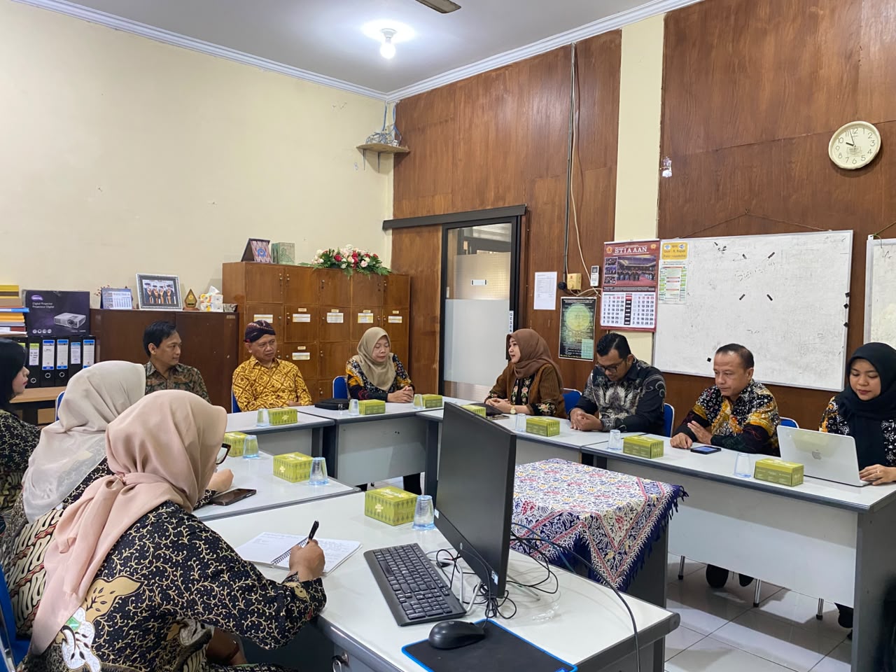 Bawaslu DIY dan STIA “AAN” Yogyakarta membahas peluang kerja sama dalam pengawasan partisipatif dan Tri Dharma Perguruan Tinggi