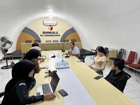 Bawaslu DIY mengajak mahasiswa untuk memahami penataan daerah pemilihan pada tahapan pemilu