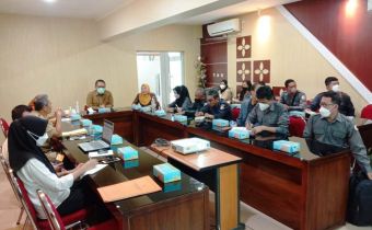 Tingkatkan Kualitas Pengelolaan JDIH, Bawaslu DIY dan Kabupaten/Kota Studi Banding Ke Biro Hukum Setda DIY