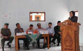 Panwascam Dlingo Lantik 84 Anggota PPL 