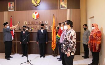 Bawaslu Lantik 17 Pejabat, 2 Diantaranya Pejabat Sekretariat Bawaslu Kabupaten Bantul dan Sleman 