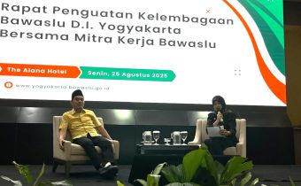 Pasca Putusan MK, Bawaslu DIY dan Komisi II DPR RI Bahas Penguatan Kelembagaan Pengawas Pemilu dan Proyeksi Demokrasi Masa Depan