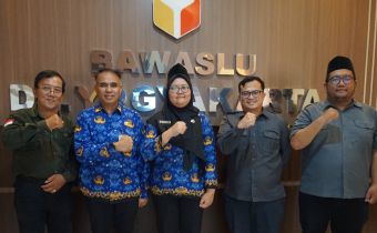 Pelantikan Staf Fungsional Bawaslu DIY Oleh Sekretaris Jenderal Bawaslu Republik Indonesia