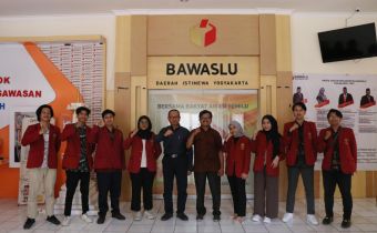 Perkuat Pemahaman Kepemiluan, Mahasiswa Universitas Muhammadiyah Yogyakarta (UMY) Berkunjung Ke Bawaslu DIY