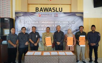 Bawaslu DIY Laksanakan Pemusnahan Arsip dan Penguatan Pengelolaan Kearsipan  Tahun 2024