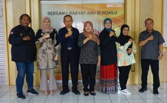 Audiensi dari Masyarakat Anti Fitnah Indonesia (Mafindo) ke Bawaslu DIY dalam agenda bertajuk AI Ready ASEAN