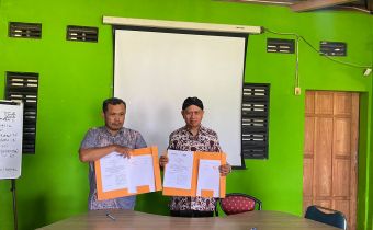 Penanadatangan MoU antara Bawaslu DIY dan SIGAB Indonesia