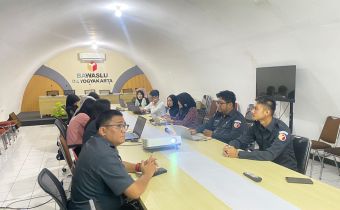 Angkringan Demokrasi Bawaslu DIY Membahas Penyelesaian Sengketa dan Hukum