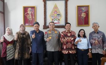 Bawaslu DIY bersama KPU DIY melaksanakan audiensi dalam memperkuat sinergi pengawasan dan demokrasi di wialayah DIY