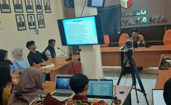 Ketua Bawaslu DIY mengajak mahasiswa berdiskusi perihal pemetaan kerawanan pemilu