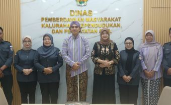 Bawaslu DIY melakukan audiensi ke Dinas  Pemberdayaan Masyarakat, Kalurahan, Kependudukan dan Pencatatan Sipil (DPMKKPS) DIY terkait data pemilih di DIY.