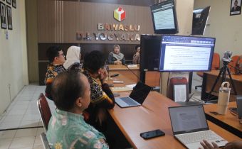 Bawaslu DIY membahas diseminasi video Bawaslu Membelajarkan Volume 2 pasca peluncuran video di kanal YouTube Bawaslu DIY
